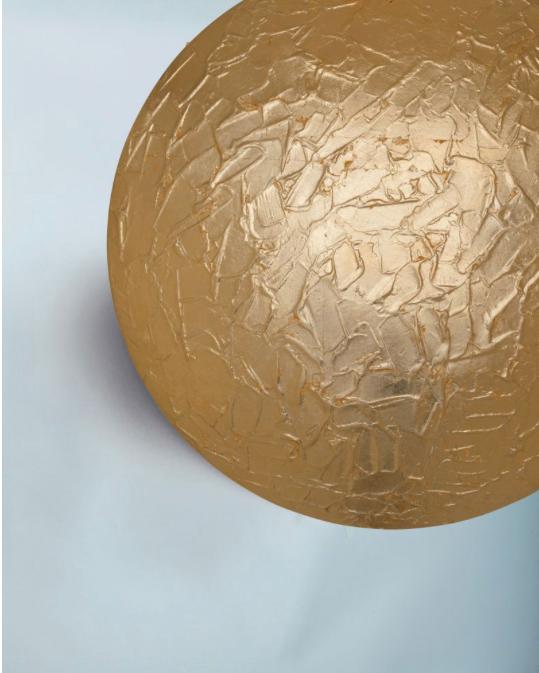 LUNA 1 - gold leaf with structure - 1